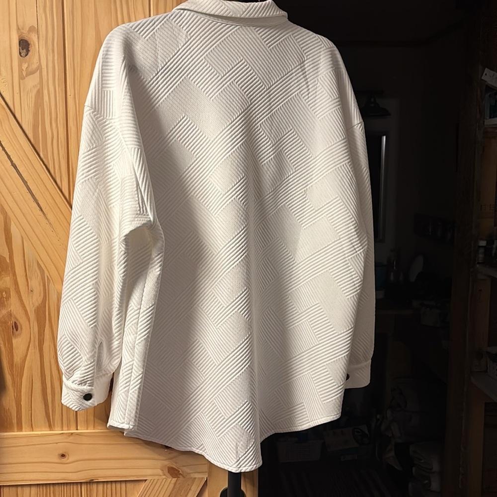White Texture Shacket - image 5